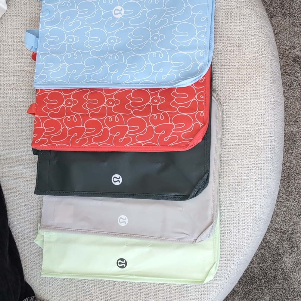 Lululemon LARGE reusable Tote Bag Set